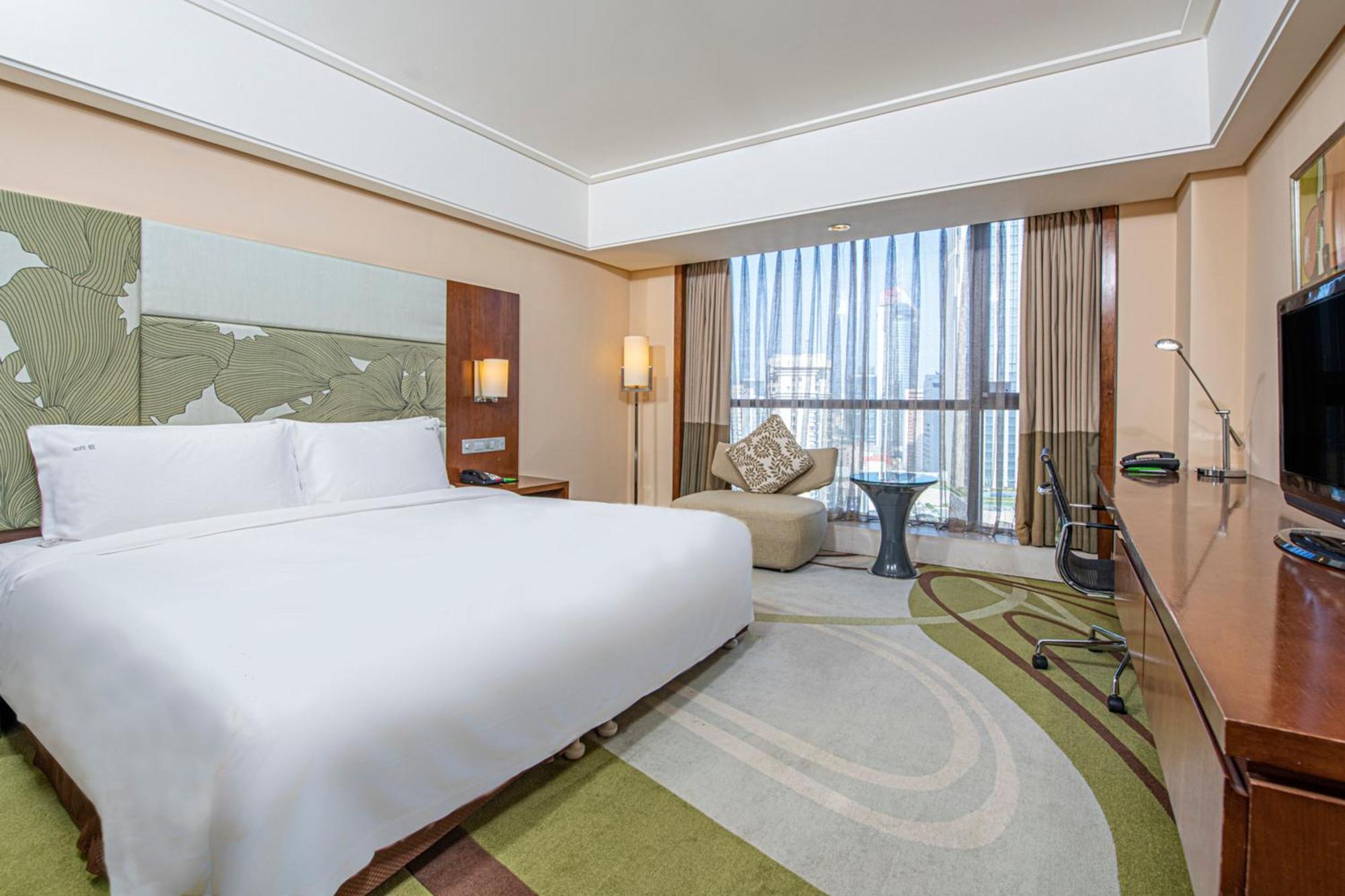 Holiday Inn Qingdao City Center By Ihg - May 4Th Square Dış mekan fotoğraf